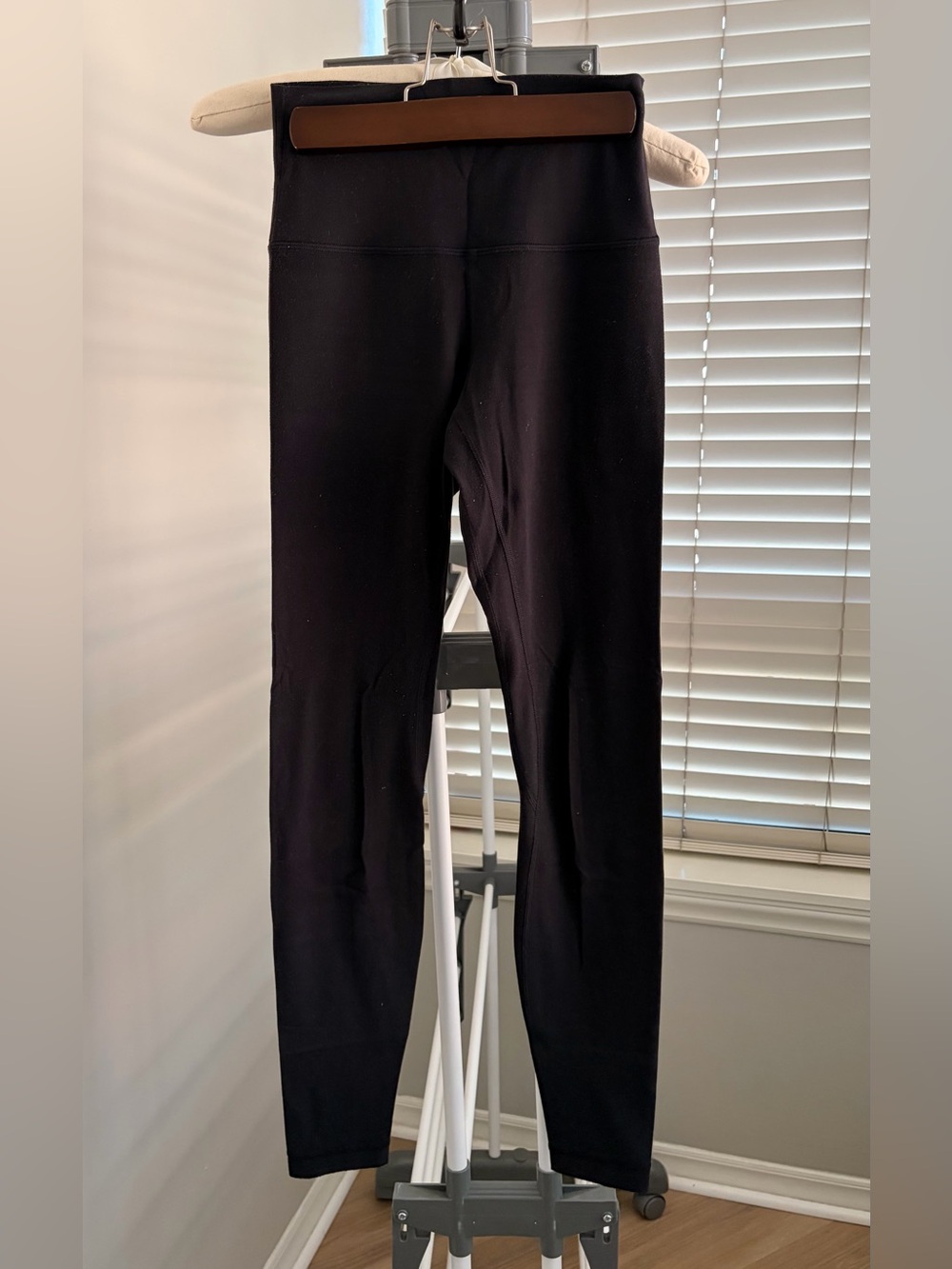 Lululemon Black Align Leggings Size 4